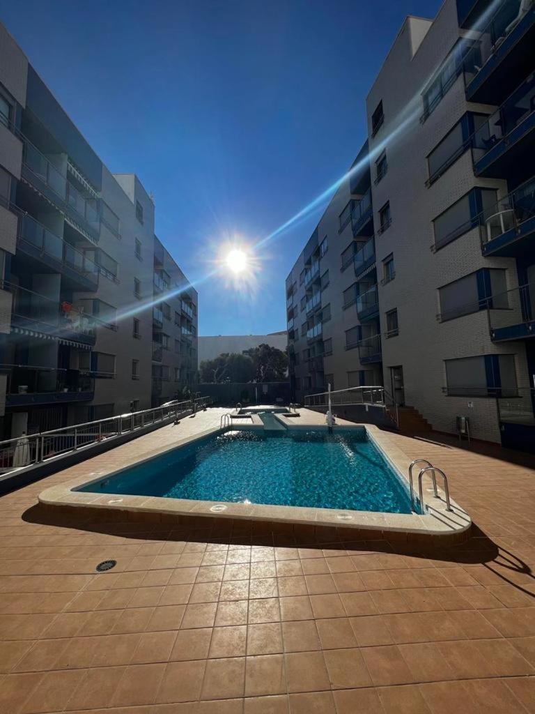 Pmt19 - Los Locos 19 - Edificio Orbiplaya Torrevieja Exterior photo